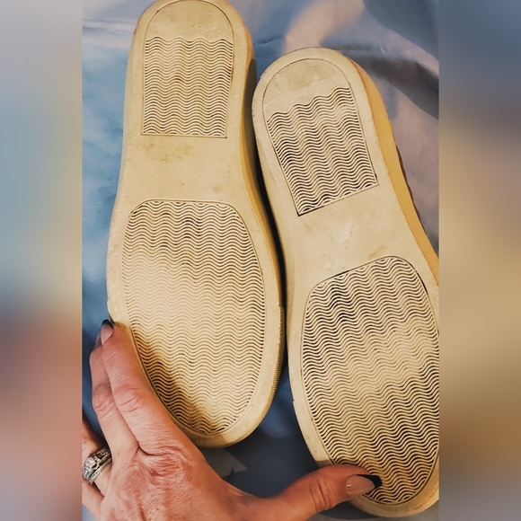 Steve Madden Ecentrq Quilted Slip On Loafers Casual Shoes Gray Beige size 7 - Picture 7 of 7